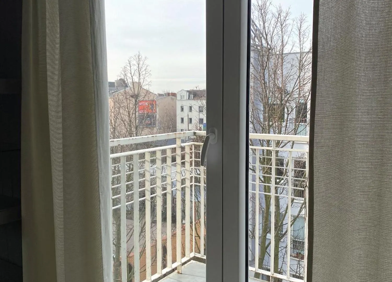 Treetop Studio Near Mtp Poznan Apartment